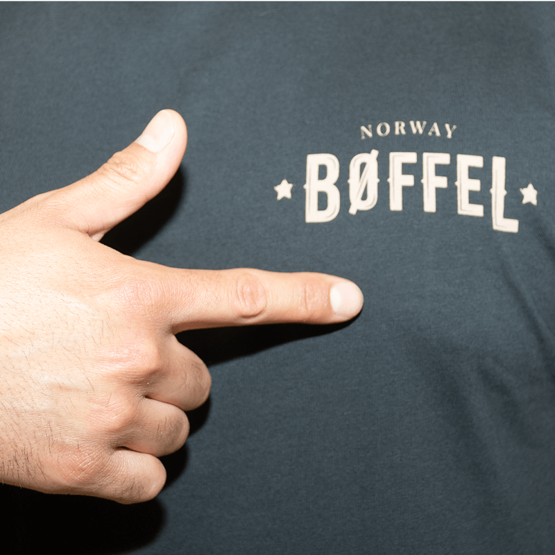 polera-negra-boffel_0000_DSC_3234.png