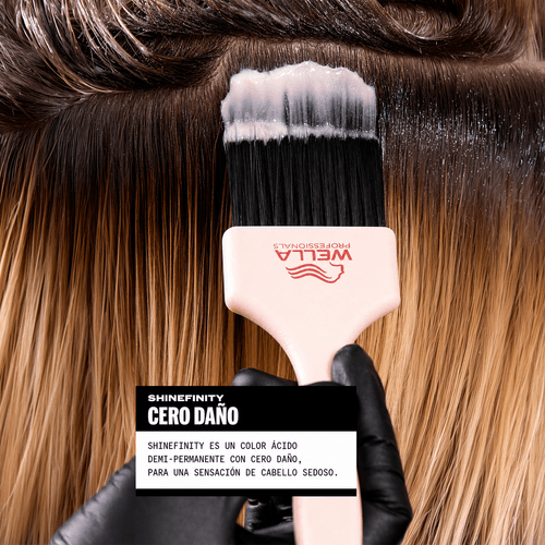 Brush Shinefinity Wella accesorio de tintura